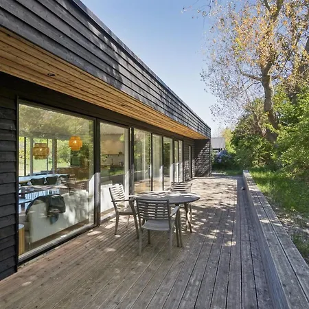 Eliene - 500m From The Sea By Interhome